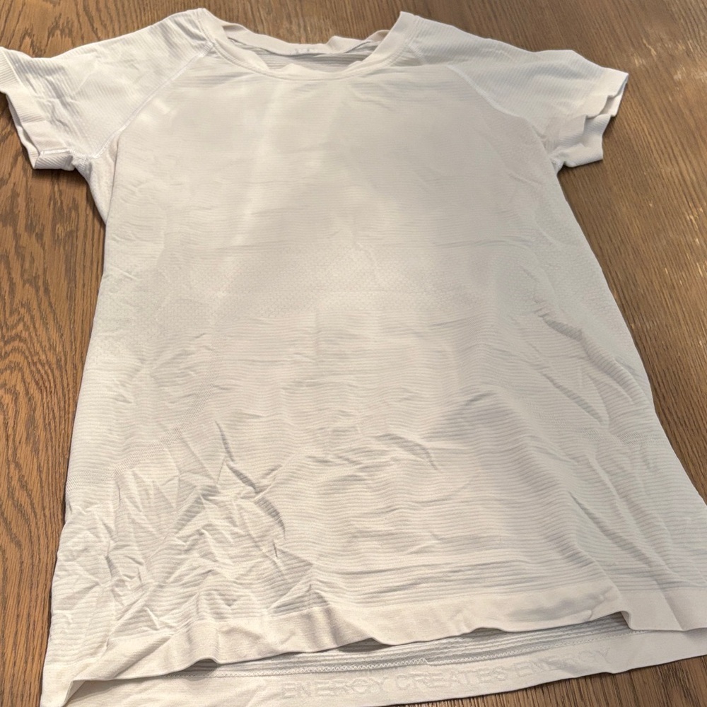 lululemon swiftly tech Short Sleeve Women's Tee